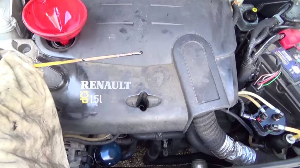 Рено симбол масло в двигатель