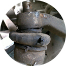 Поврежденный пыльник рулевого наконечника